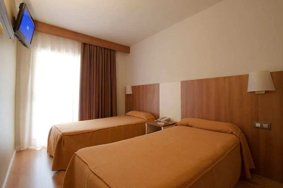 Golden Avenida Family Suites 4* Salou