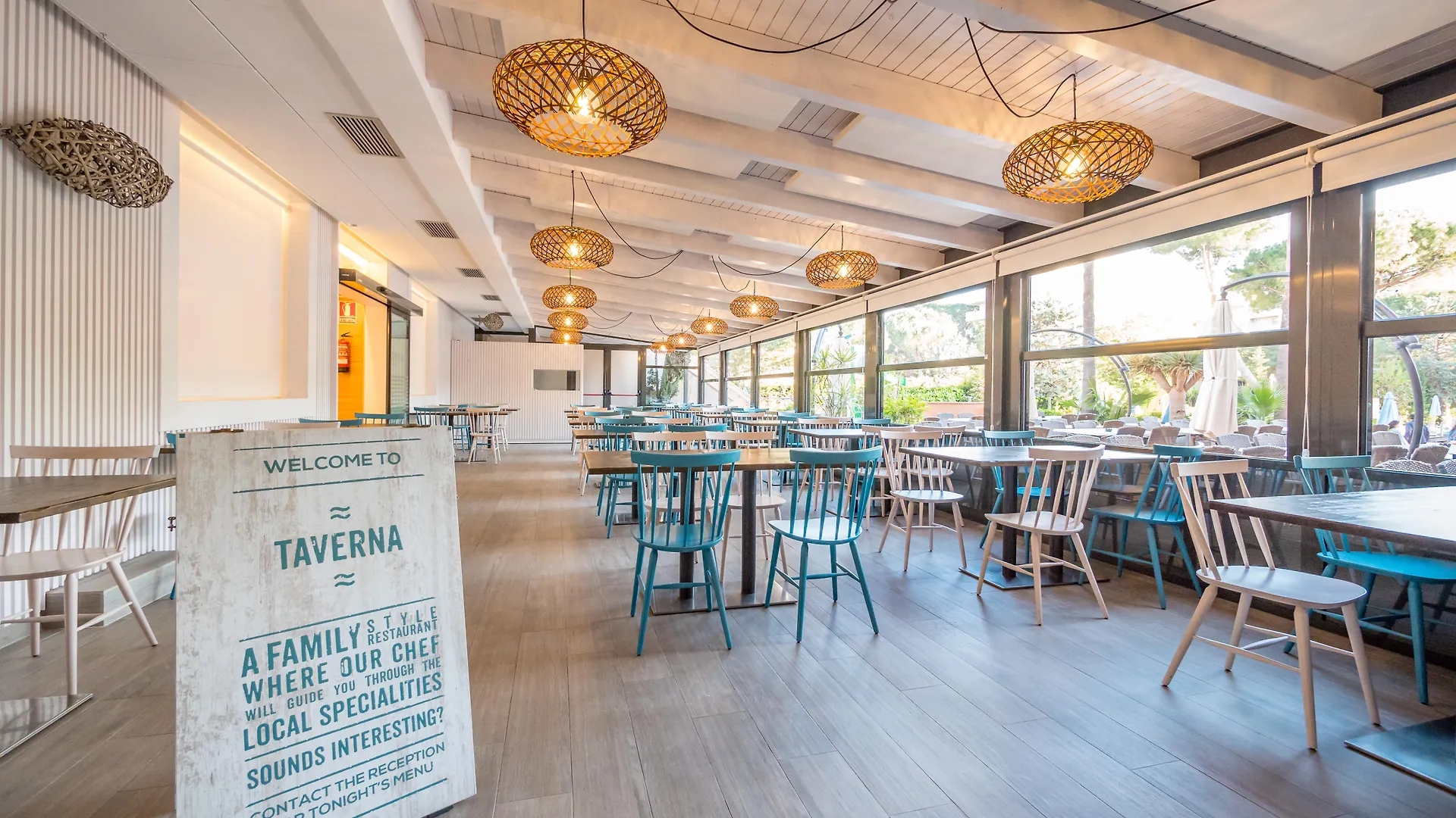 Golden Avenida Family Suites 4* Salou 4*,  España
