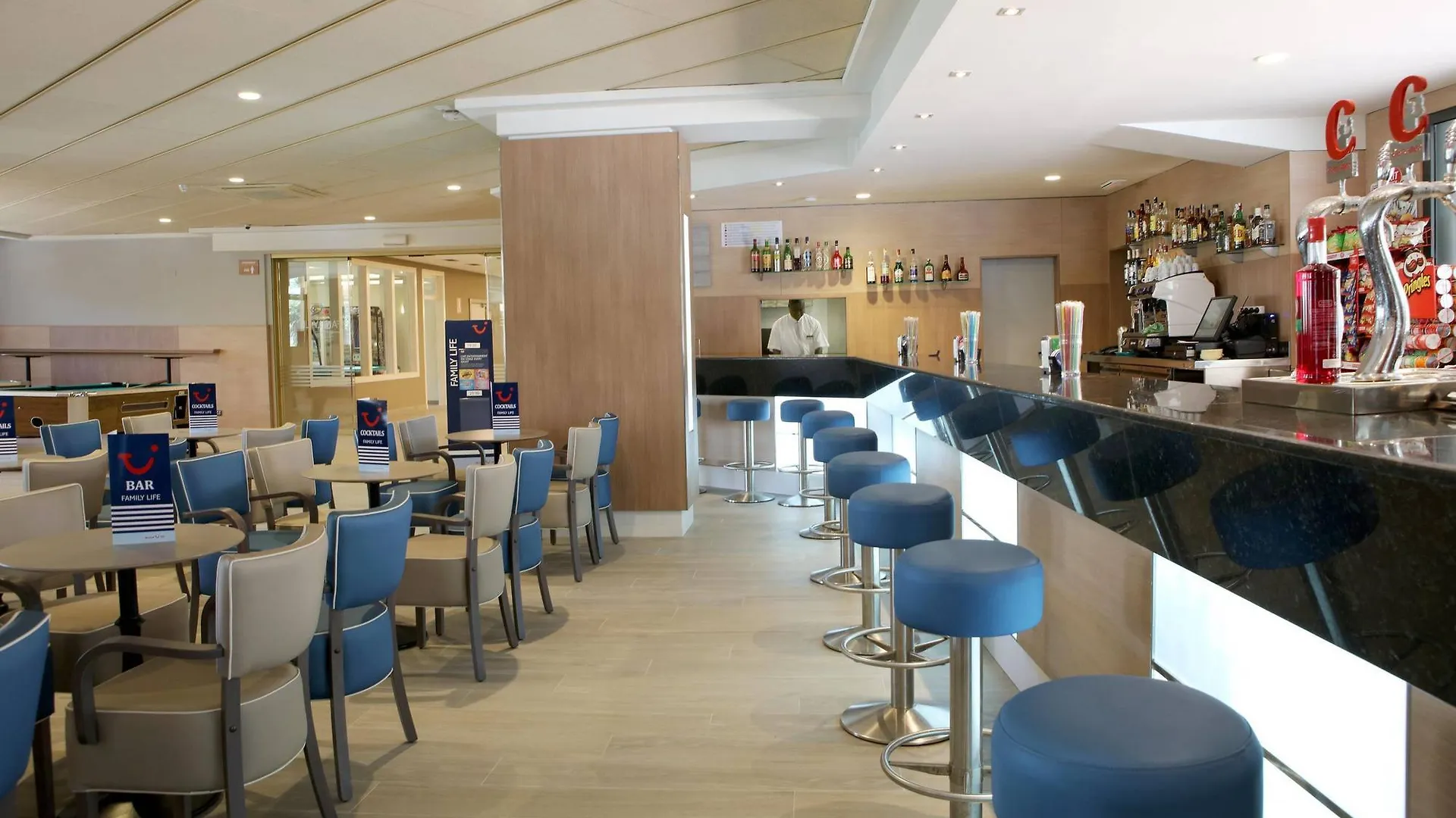 Hotel Golden Avenida Family Suites 4* Salou
