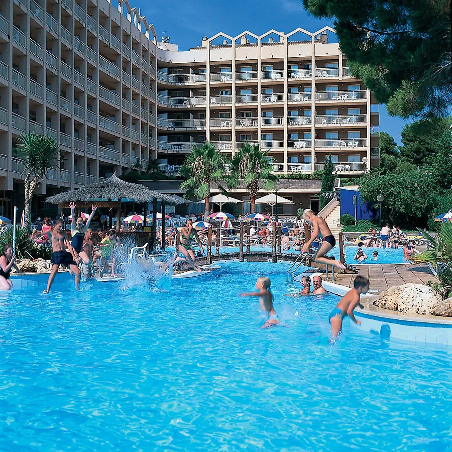 Golden Avenida Family Suites 4* Salou 4*,